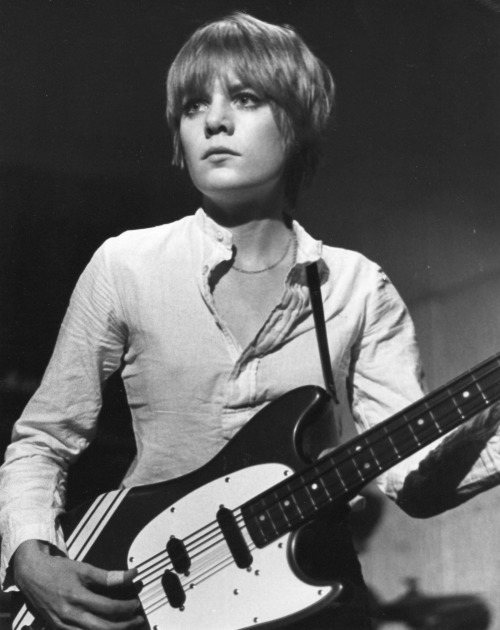 theunderestimator-2:Uber-cool Tina Weymouth at the Electric Circus, Manchester, in 1977, performing 