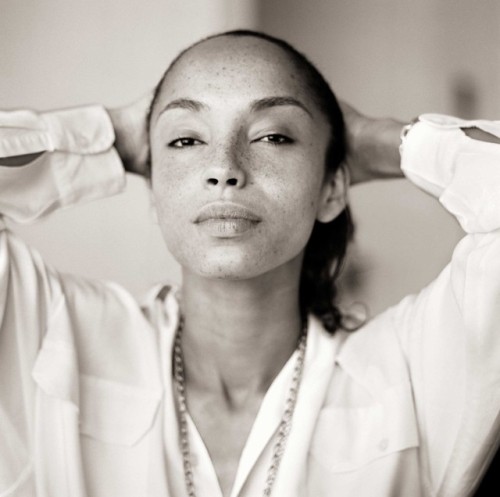 80s90sthrowback:Sade photographed by Matthew Rolston, 1988.