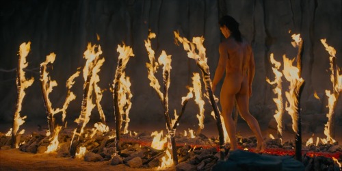 Rick Yune butt naked in Marco Polo 