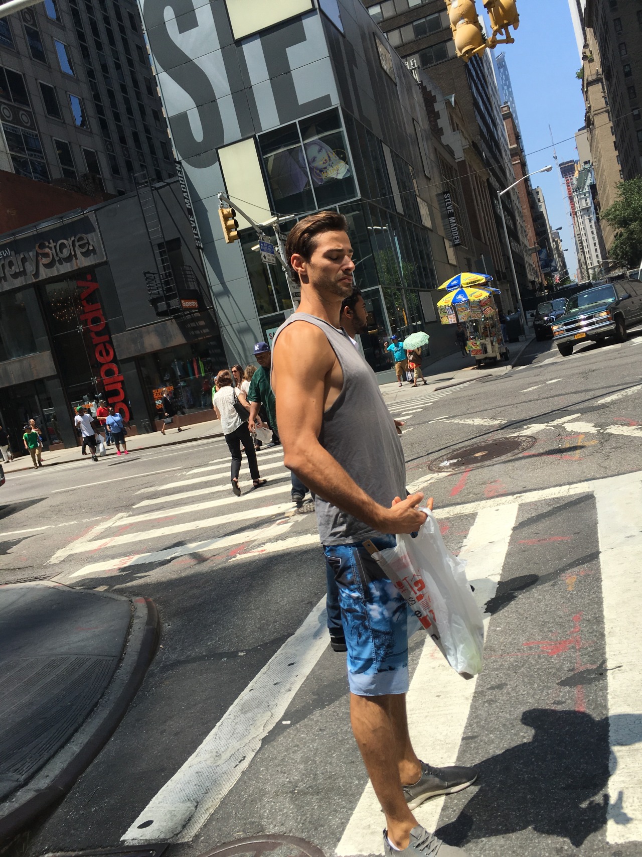 nychotguys:  Tank Top Hottie on Lexington Ave. NYC.Thanks EverydayHotness!