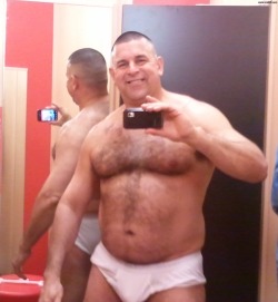 bigboysdoitbetter:  boxermann:  Daddy yoou are to sexy!!   Love Whitey-tighties! http://www.tumblr.com/blog/bigboysdoitbetter