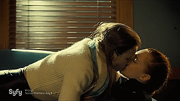 heda-of-the-wolves:  It’s getting Haught in here   ( ͡º ͜ʖ ͡º)   