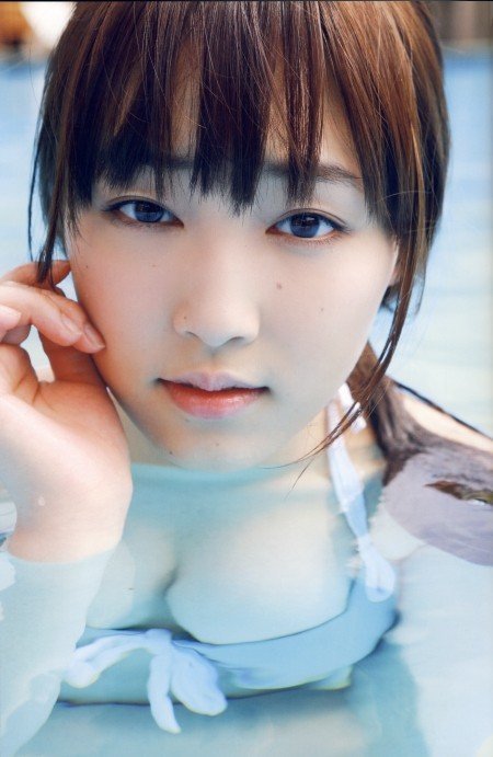 notoriousyutt:  Mizuki Fukumura, oh man! now she’s just 16.
