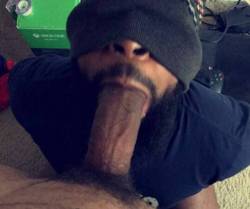 damnhegottass:  Mouth full of dick 