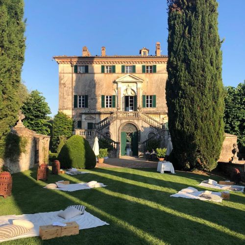 tkkatherineblog:Villa Cetinale, province of SienaInst @jamesmathieson_