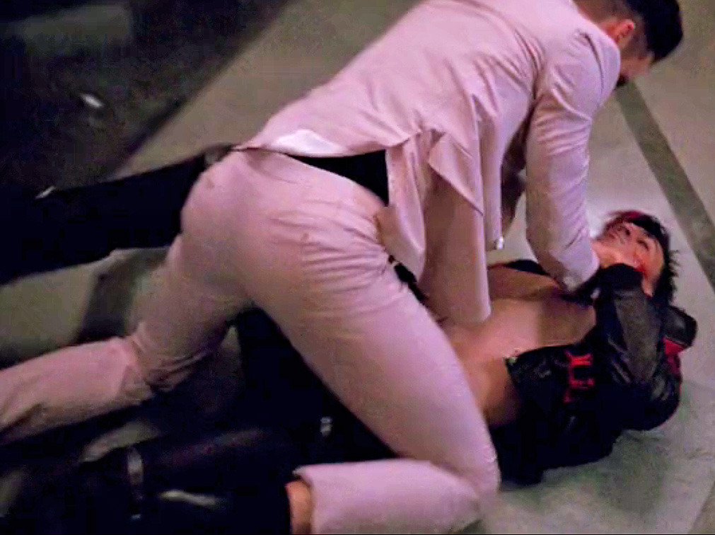 celebritymeat:  Matt Bomer’s ass.