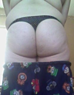 myblogfornudes:  Ass, and bent over with