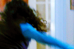 dunham4life:  Favorite Olivia Scenes #10  I don’t wanna shoot you, but I will.  