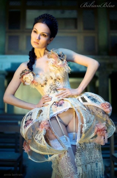 dmonikhel:  Nina de Lianin for Bibian Blue