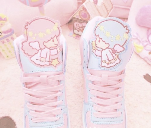honeysake:♡ Little Twin Stars Hi Top Sneakers - Buy Here ♡Discount Code: behoney (10% off your purch
