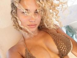 seductivezone:  Stephanie Rose Bertram