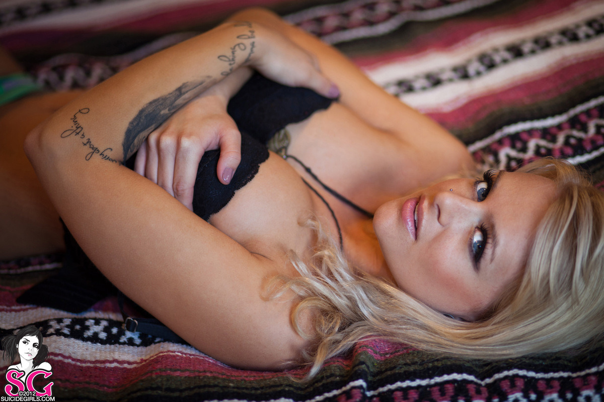 Rach Notonix (England) - Â One LoveIf you are Suicide Girls Members, you can see