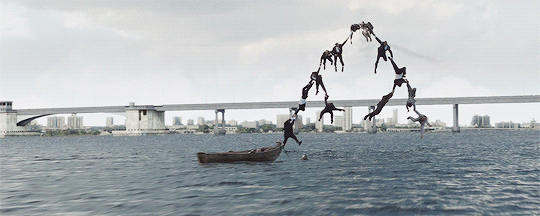 riverthunder: winston-wilson:  The only thing you fight for is yourself.  The look