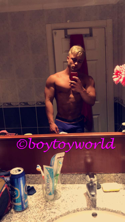 boytoyworld:  boytoyworld:  boytoyworld:  Who wants to see some new ped’s in the meantime?  Do yall hear summ? Cause I don’t so no new pics yet till i hear sum   Will post these when 500 notes. Keep up hunties.. 