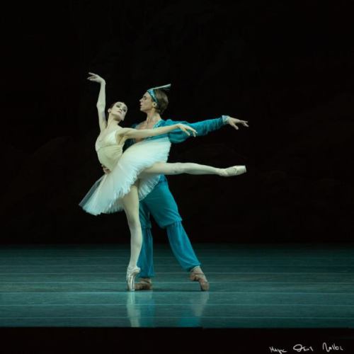 yoiness:© Mark Olich Марк ОличUlyana Lopatkina and Andrey Ermakov, “La Bayadere”, Mariinsky Ballet