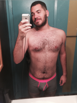 flyingfecks:   Re: Wednesdays and pink. 