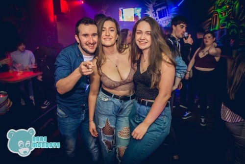 Spotted. Big boobs in the club!