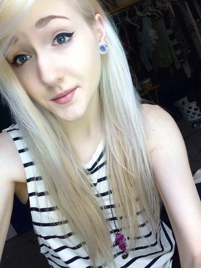 ballad0fthesalad:  why is my hair so fabulous