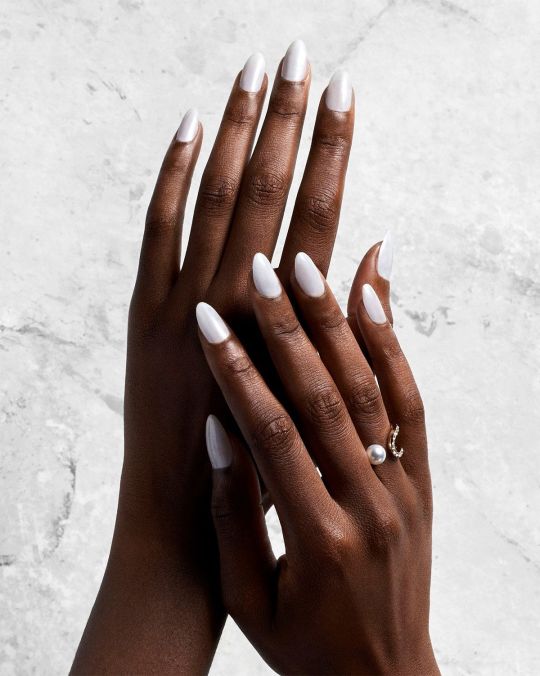 We Identified the 9 It Nail Colours for 2022, and Yep, They’re Ridiculously Good