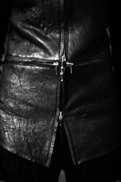 deathgazer:  Obscur cross zip leather jacket      