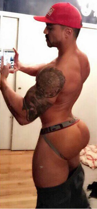 asskingz:  Random ASS Friday!