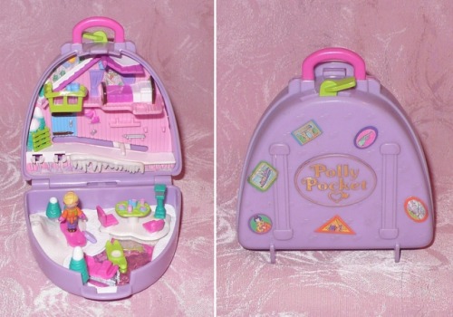 Polly Pocket travel set.I’m missing the 2 little ones, but they are very expensive and not so 