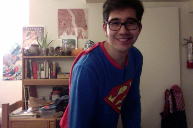 shamitomita:I got a superman onesie and it comes with a cape!!!