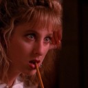 saradrawsstuff17 - #1 donna hayward defender (real)