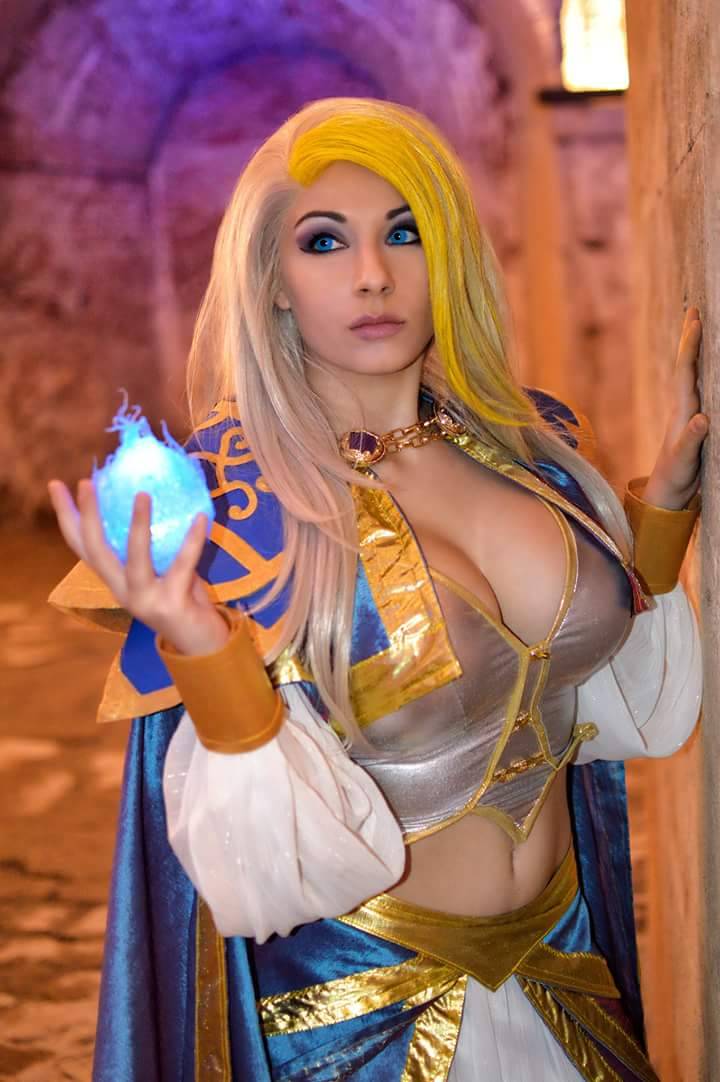 Source : http://sexykosplay.tumblr.com/