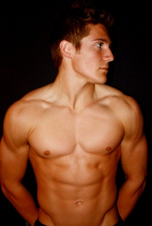 musclehunk12:  i want to take advantage of him 