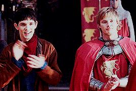 travelling-in-a-tardis:one merthur gif set per episode → Lancelot (1x05)“It is your destiny, Merlin.