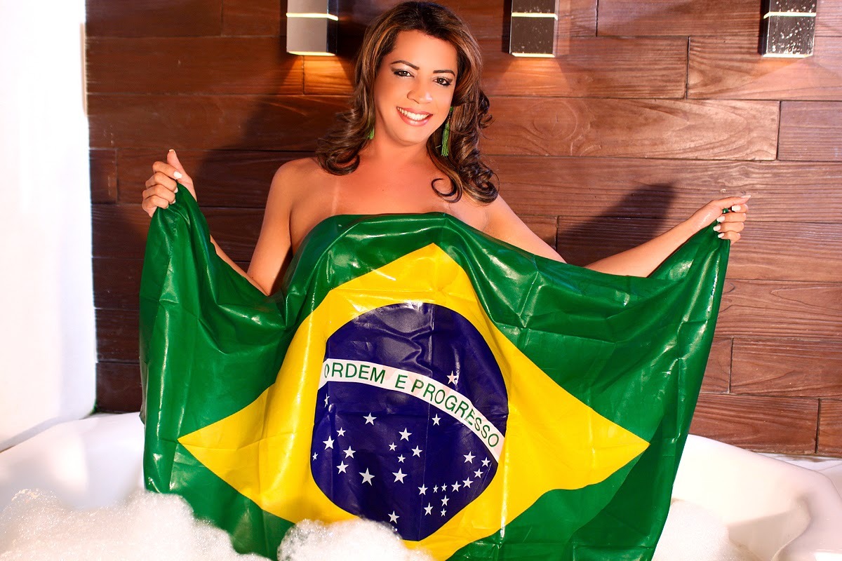 comessatravaeucasava:   Mais um desafio hoje! Vai Brasil! Na foto: Melyssa Sharrel