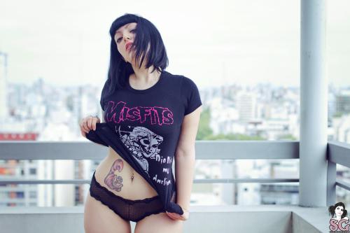 past-her-eyes:  Menta Suicide menta.suicidegirls.com Link to South African SuicideGirls