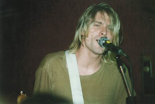 fvckingdemise:  fvckingdemise:  Kurt Cobain  Happy birthday Kurt 