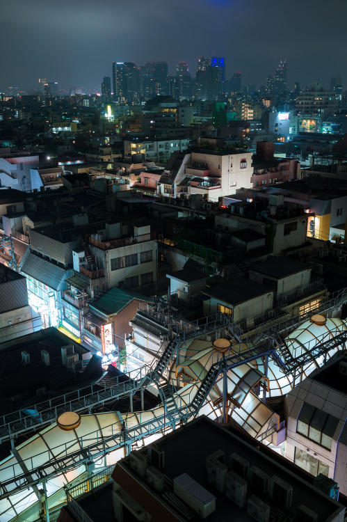 tokyostreetphoto: Dark City, Nakano 中野