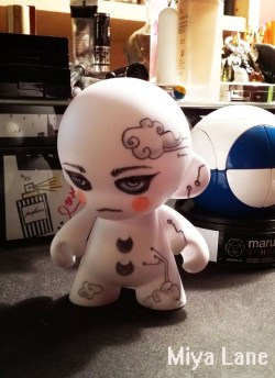 My new Munny.  ^_^ Munny washable markers