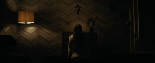 horrorlesbians:saint maud (2019) maud + halo imagery