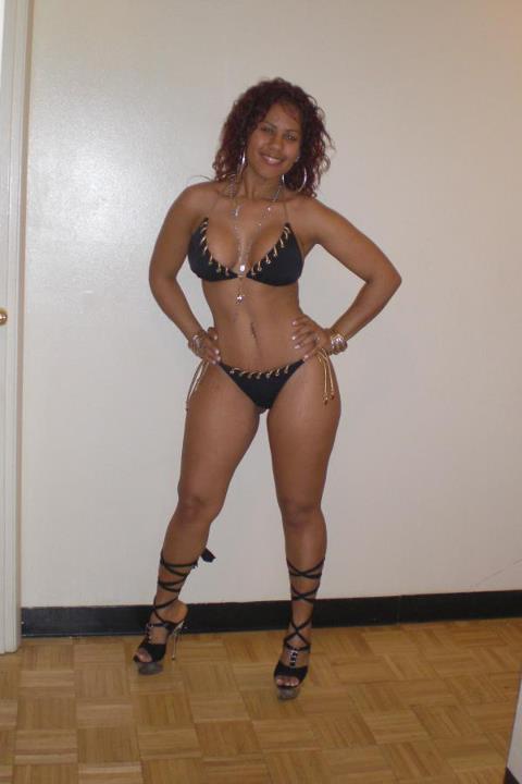 jazziedad:  Ms Sharon Vas CurvyLicious ♥♥   She has sex appeal…. thats intoxicating!