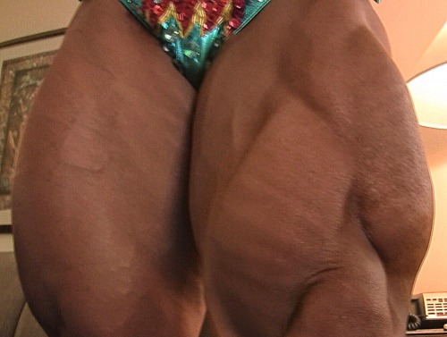 jl9233:  eroticfbbthoughts:  lv4femalemuscle:  Maria Segura  DAMN!! Would you look at her legs?!? Serious erection alert!!  #RespectTheMuscle #awesome body #girlswithmuscle #lovethemuscles#sexy muscles #BodyOfArt   wow