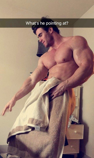 hotfamousmen:  Calum von Moger