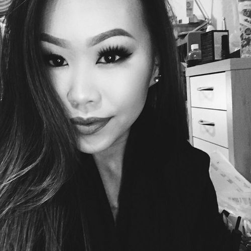 itssmimii:  B & W selfie from a couple of weeks ago #selfie #blackandwhite #clapproved  a