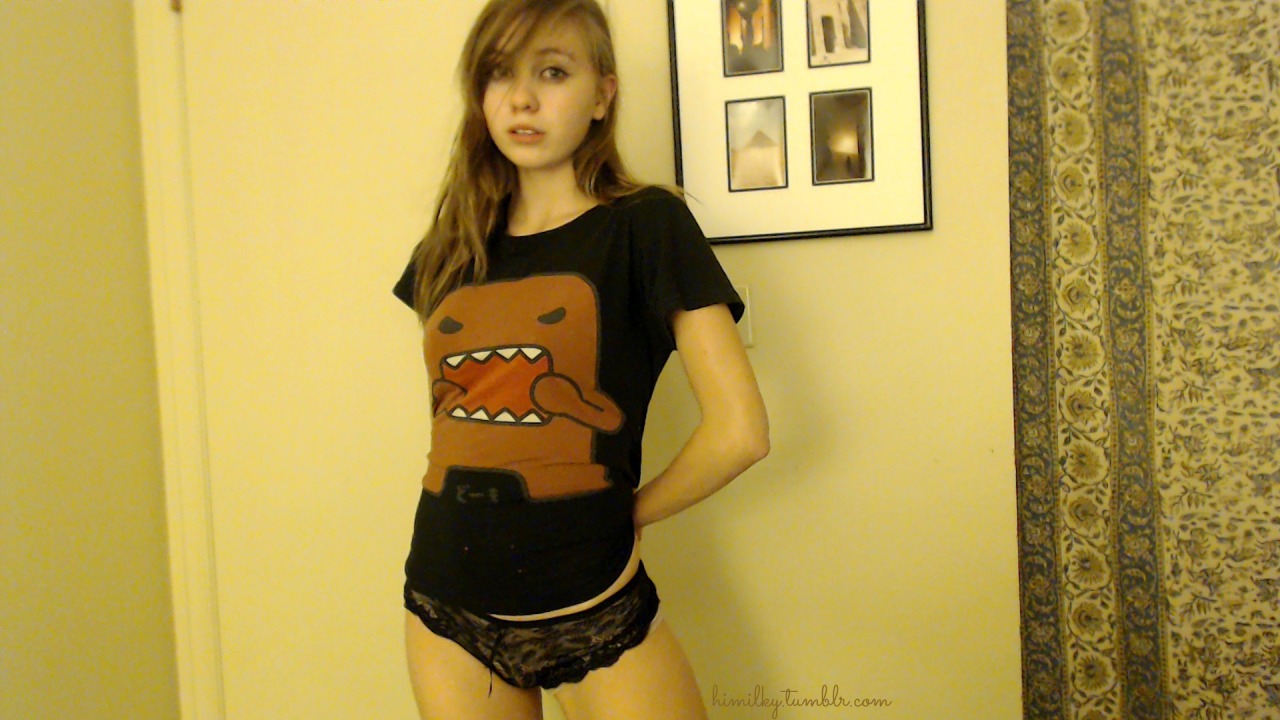 jacket—off:  himilky:  A Sleepover With Evelyn It’s been so long since I’ve