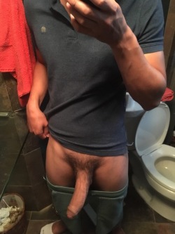 bigdickaznboy:  From semi to hard 😘  Now