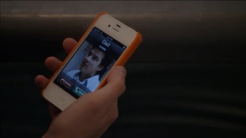 pizzaforpresident:  S02E02/S04E13 Michael’s contact photo in George Michael’s phone is his reaction to Ann’s mayon-egg. 