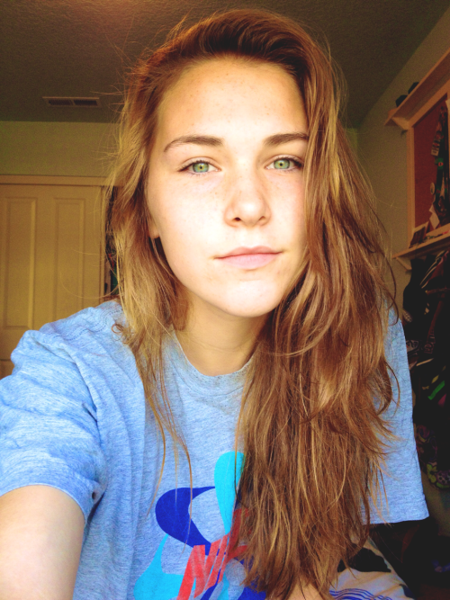 staay-r3ckless:  probablyhellagay:  d0it4theratchetz:  barriz99:  waytof4ll:  tilmylungsgiveout:  selfie game weak  your eyes omg  😍😍  😍😧  😍😍😍  Hot damn 😍😍