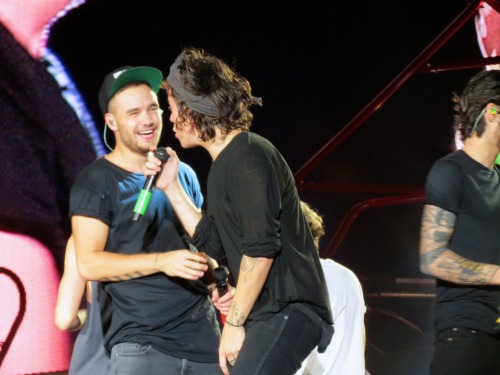 larryunicorn:Liam is a menace 8/29/14