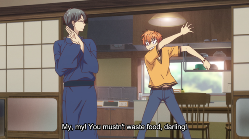 takineko:anicastes:My, my! You mustn’t waste food, darling!I love themWhy does everyone keep trying 