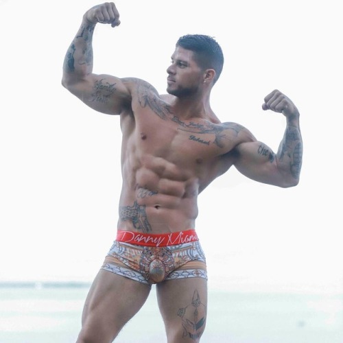   Duilio Aicard AKA Bar Beast @Xtremebodytransformations adult photos