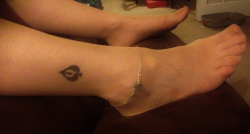 sexy-jewels: amateurcuckoldcouples: Her queen of spades tattoo is obvious to anyone that knows it&rs