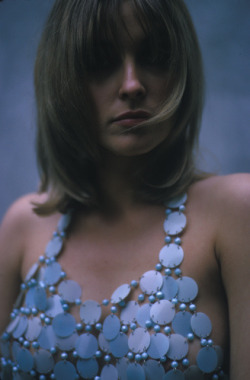 Porn velvetbombshell:Sharon Tate wearing a Paco photos